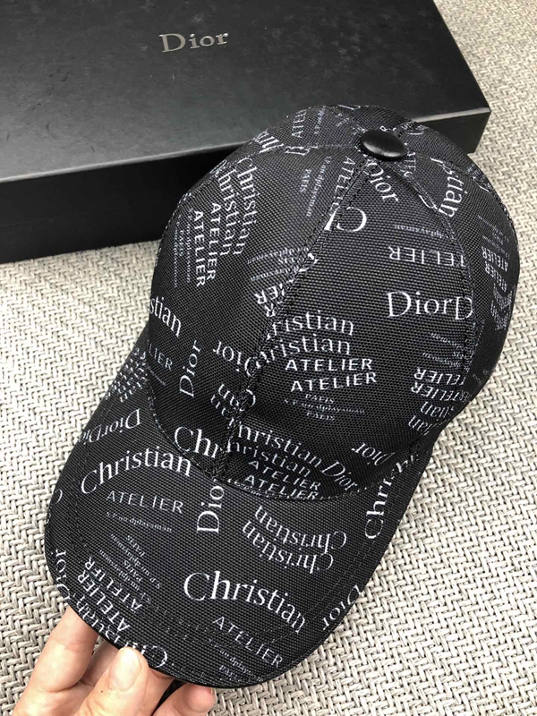 ブランド帽子正面デザイン